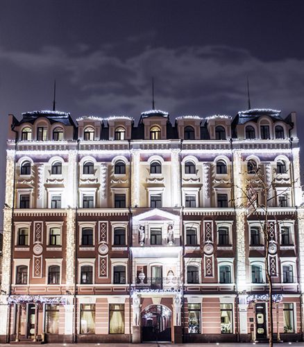Optima Collection Podil Plaza Hotel Киев Екстериор снимка
